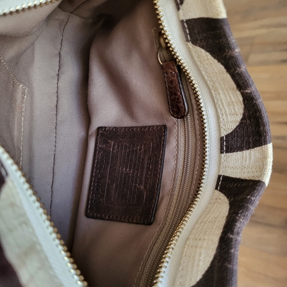 Coach Signature Summer Bagette Style Satchel - Picture 12 of 13